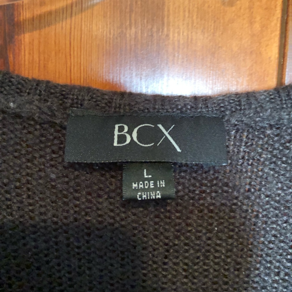 Sweater - Picture 2 of 2